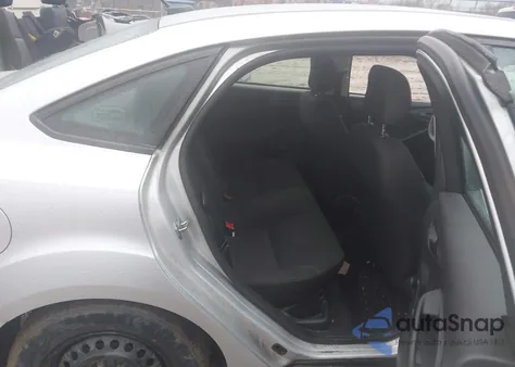 2018 Ford Focus S из США, поврежденный, VIN 1FADP3E26JL209919